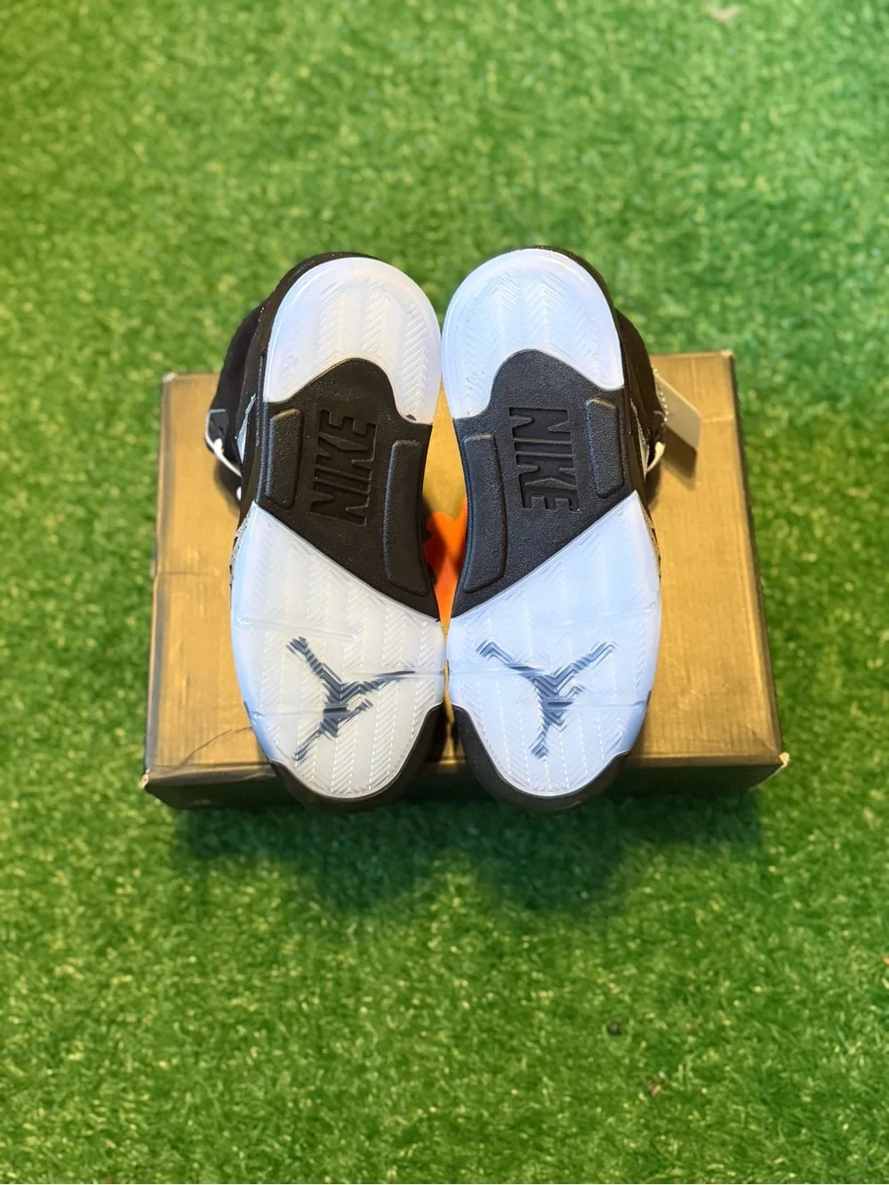 Air Jordan 5 Retro ‘Black Metallic Reimagined’ 2025
